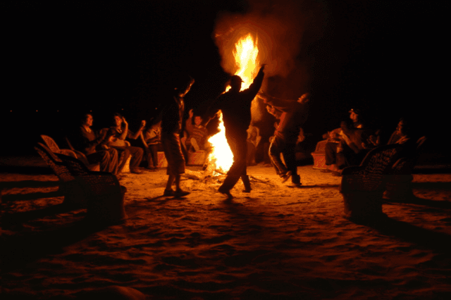 Day 1 - bonfire-and-campfire-tour-package.png